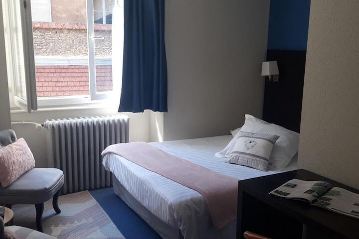 Room 22 of 53