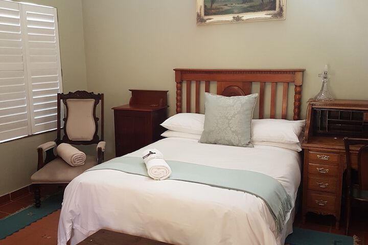 Room 4 of 61