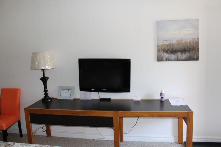 Room 6 of 23