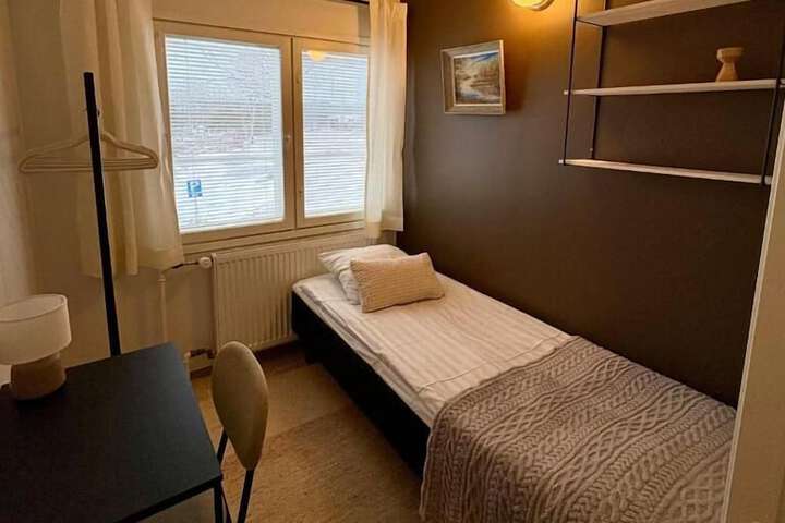 Room 3 of 23