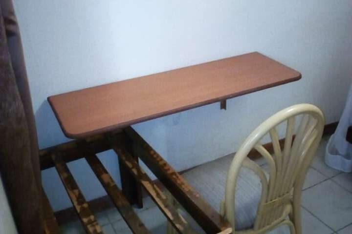 Room 7 of 18