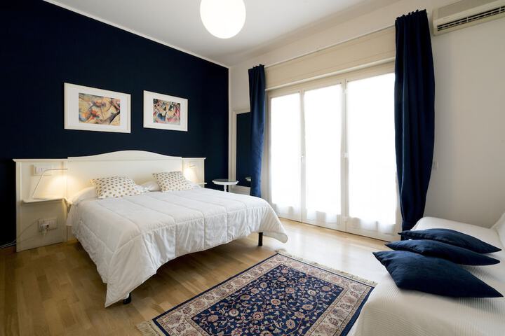 Room 4 of 19