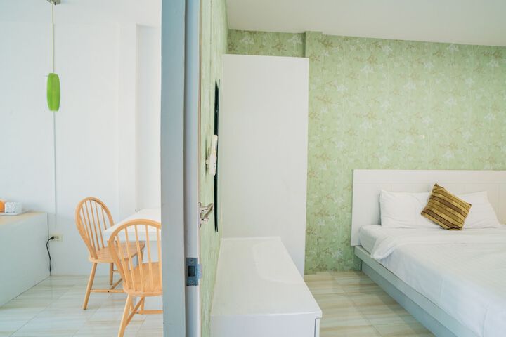 Room 27 of 135