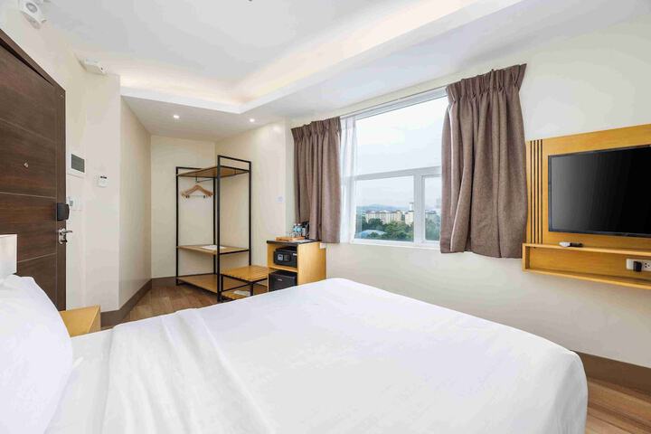 Room 19 of 36