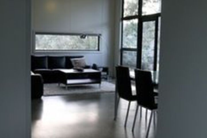 Room 8 of 13