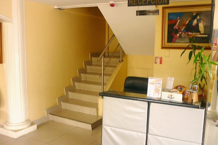 Hotel Interior 6 of 32