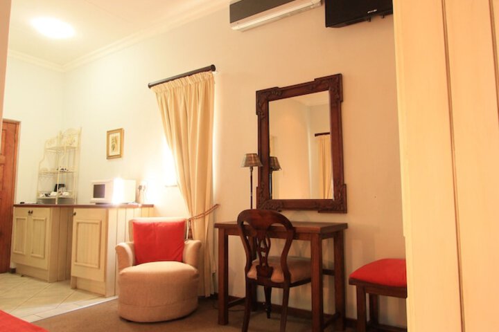 Room 6 of 41