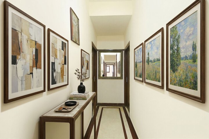 Hotel Interior 7 of 33