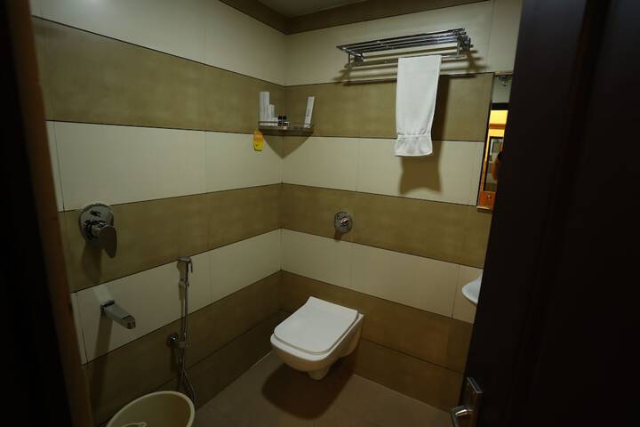 Room 41 of 63