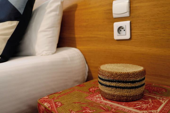 Room 46 of 191