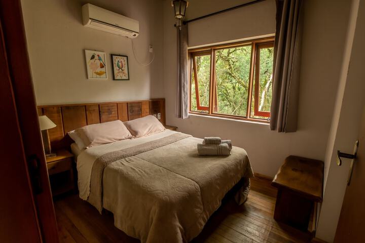 Room 3 of 259