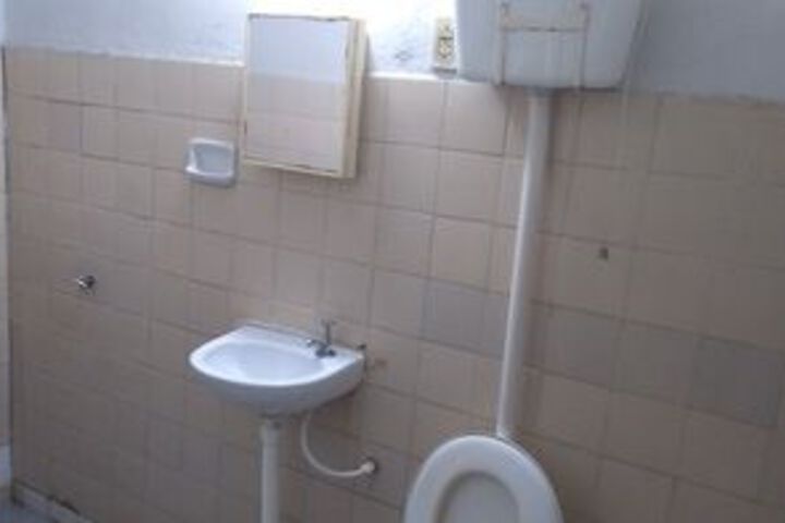 Room 19 of 189