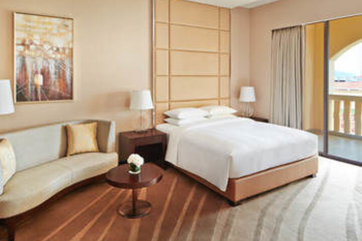 Room 18 of 50