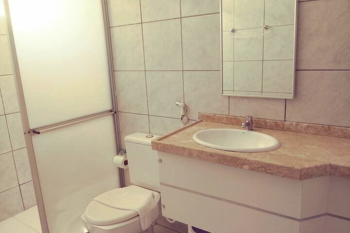 Room 18 of 37