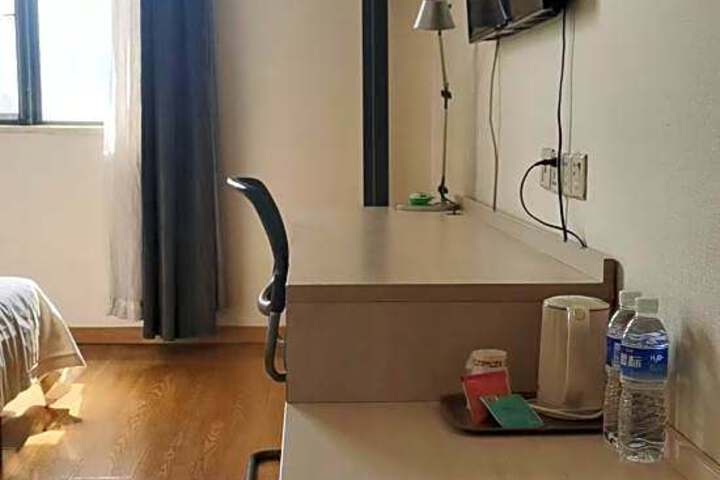 Photo 18