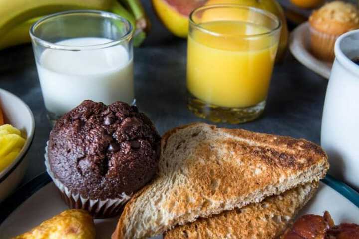 Breakfast buffet