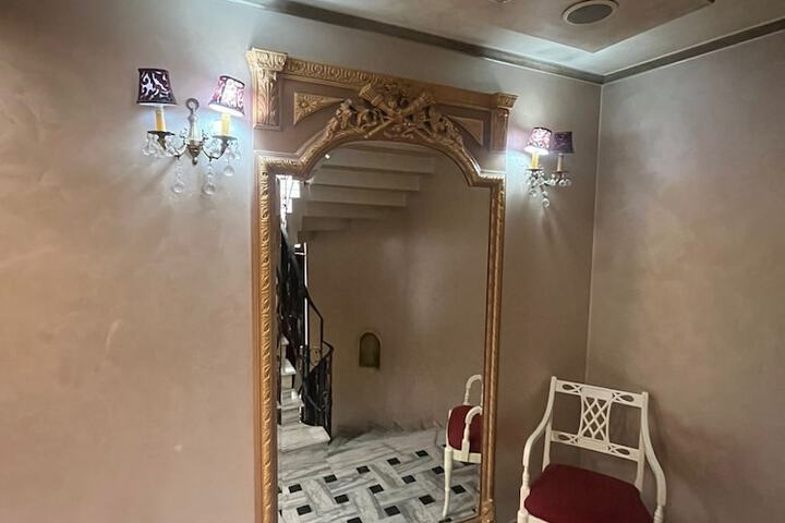 Hotel 94 of 94