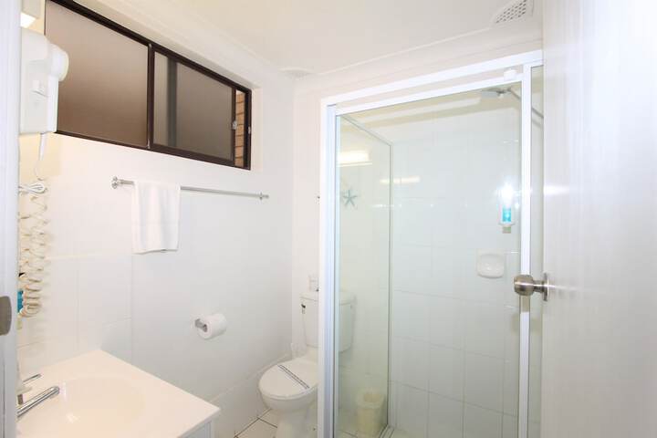 Room 12 of 21