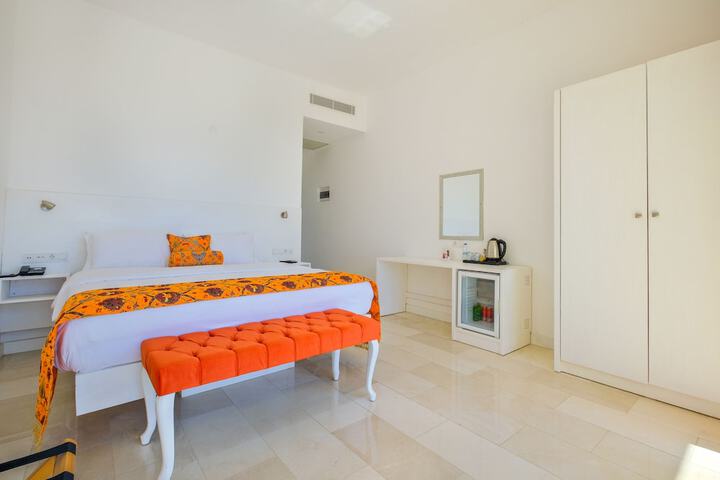 Room 42 of 112