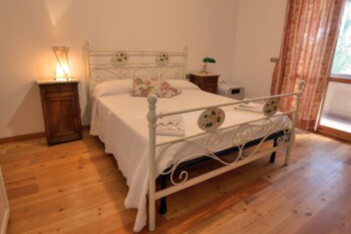 Room 30 of 51