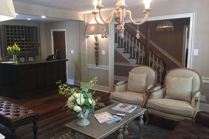 Hotel Interior 4 of 121