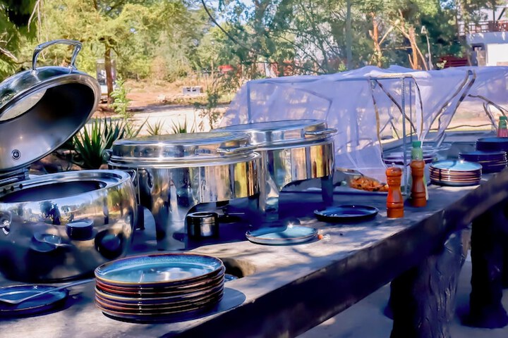 Dining 80 of 93