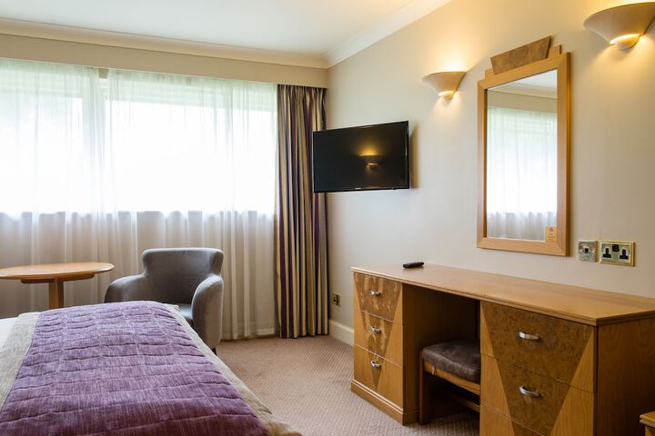 Room 16 of 72