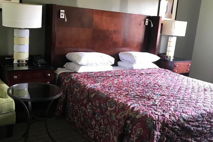 Room 12 of 19