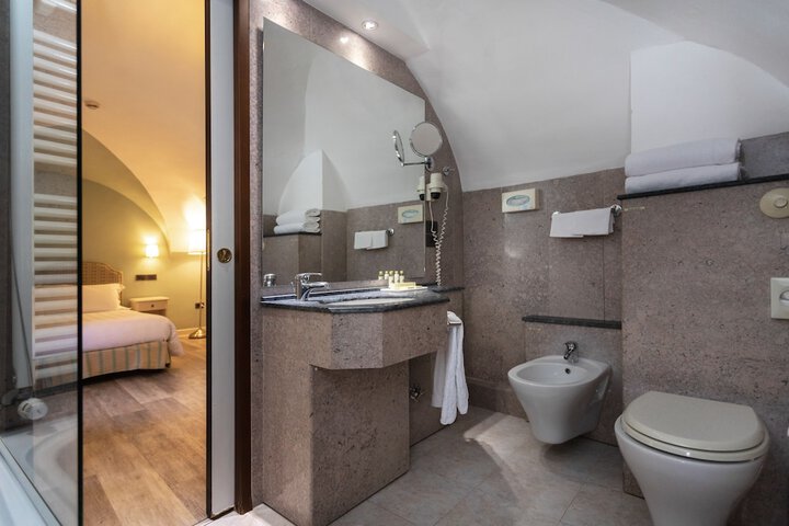 Bath Photo