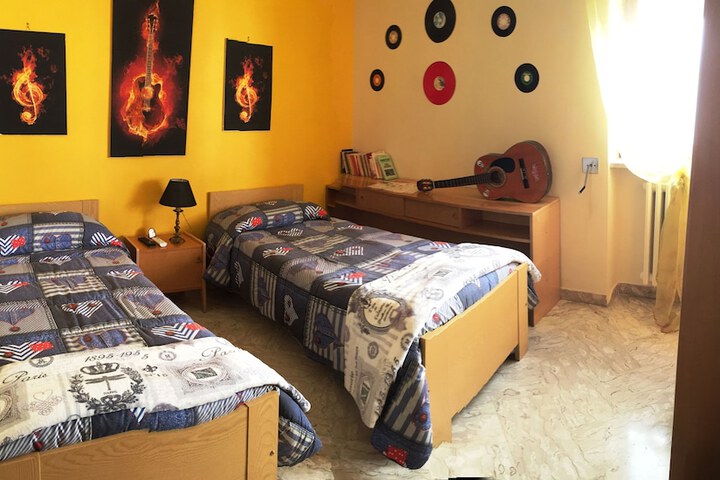 Room 8 of 41