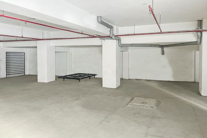 Property Grounds 33 of 41