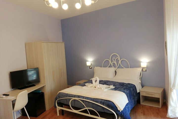 Room 12 of 68