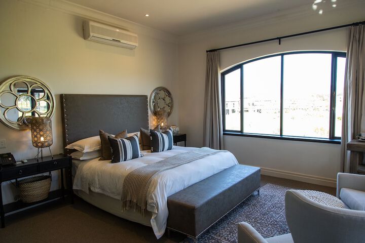 Room 25 of 145