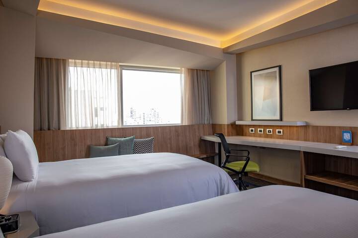 Room 14 of 77