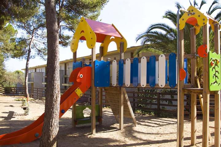 Children's play area - outdoor