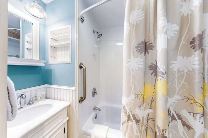 Room 205 of 212