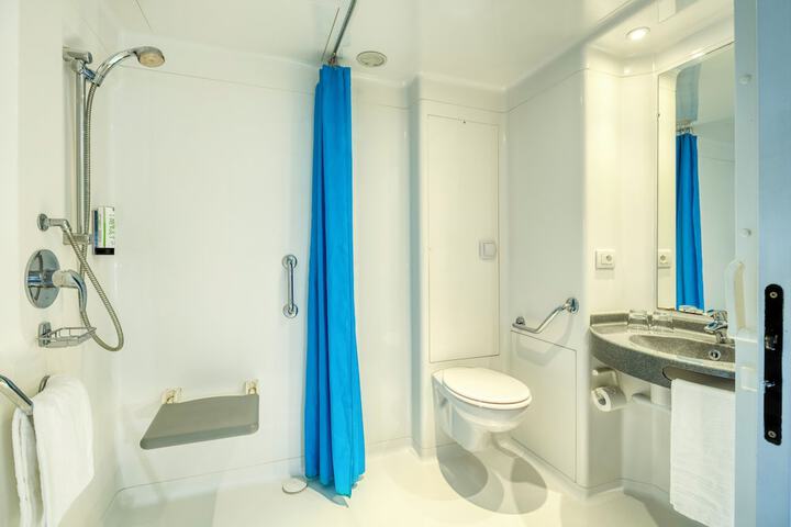 Clean Restrooms