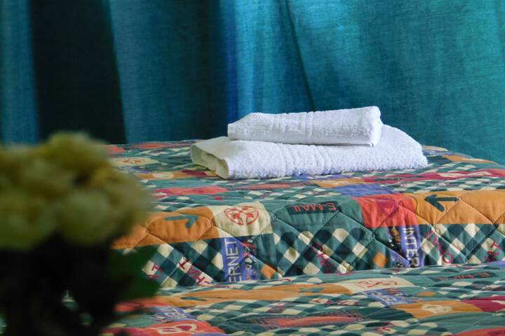 Room 10 of 42
