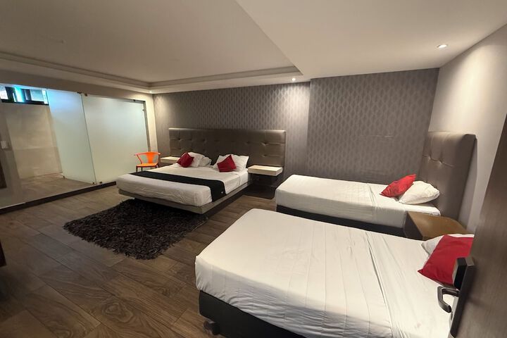 Photo of hotel 202
