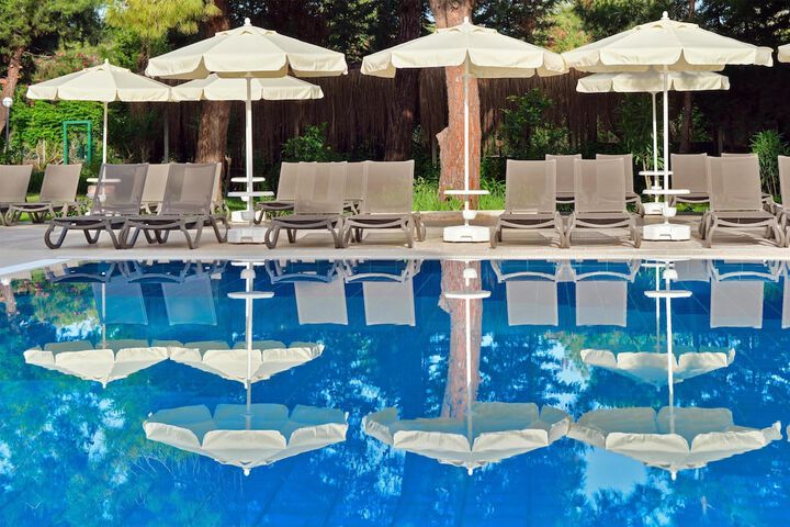 Pool 47 of 121