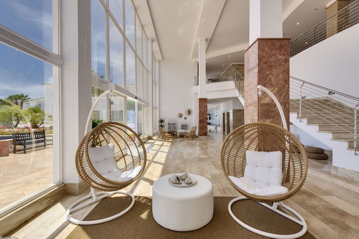 Lobby Photos