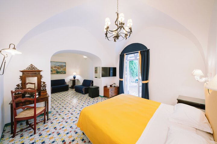 Room 21 of 87