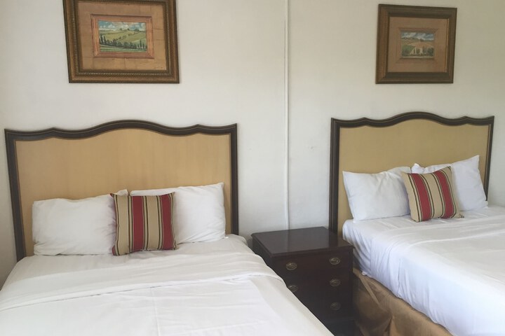 Room 3 of 24