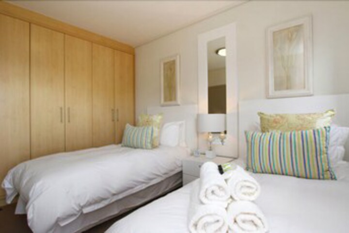 Room 9 of 21