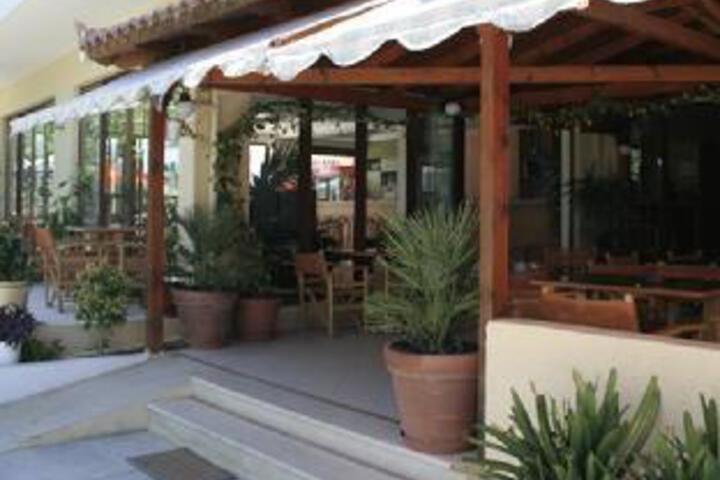 Photo 5