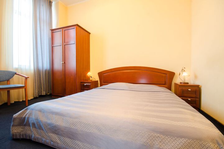 Room 19 of 60