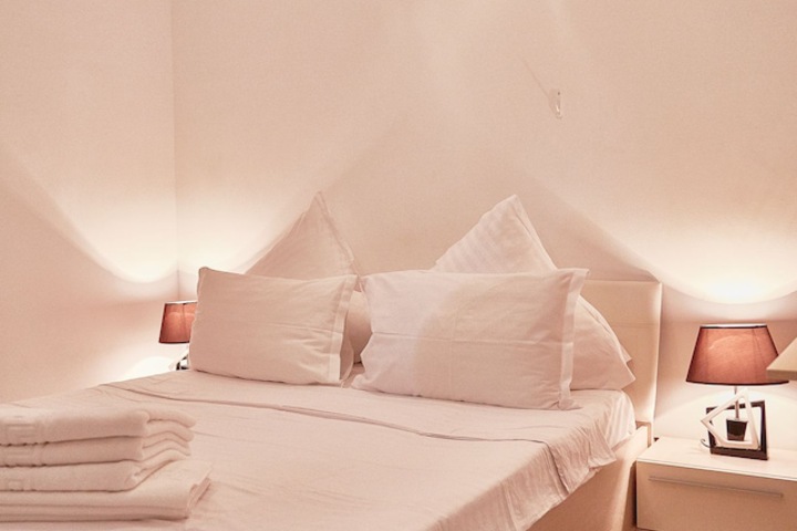 Room 36 of 230