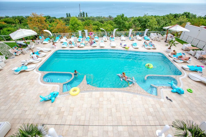 Pool 55 of 105