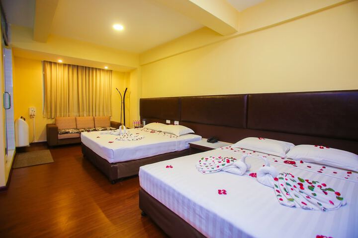 Room 21 of 40