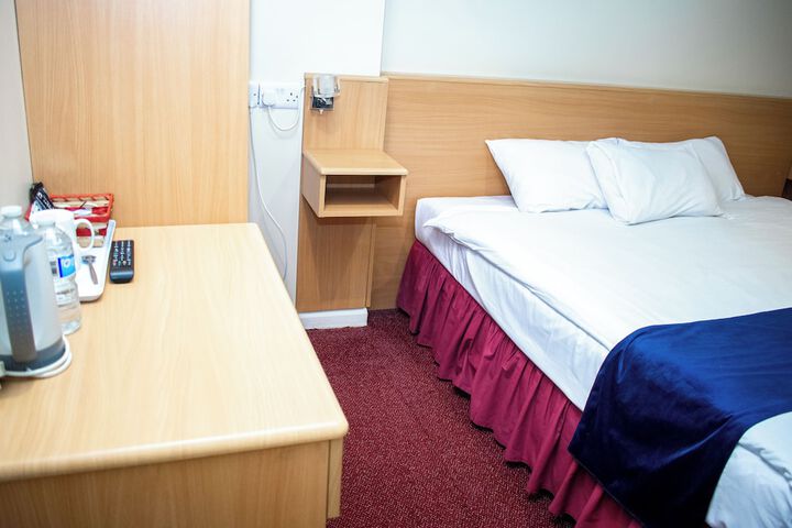 Room 48 of 157